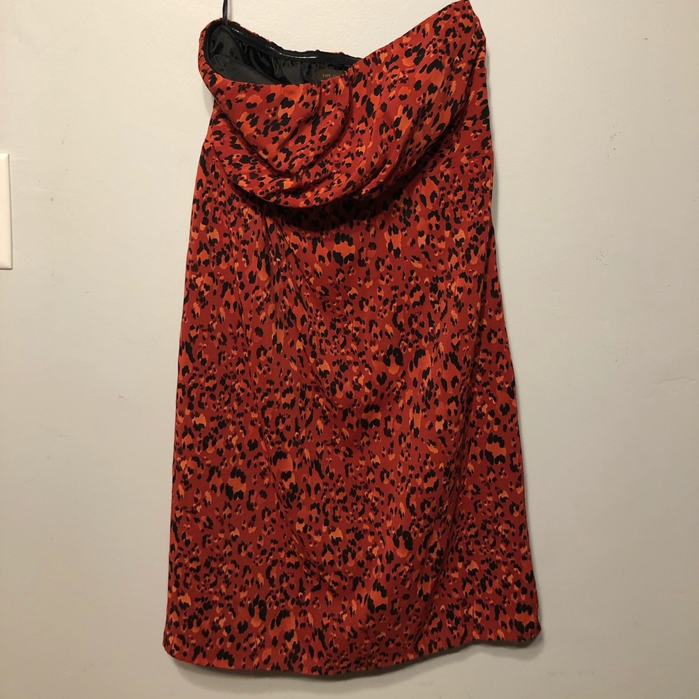 The limited strapless leopard print dress size 4